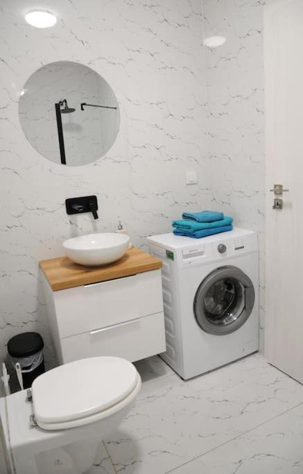 7A Dream Apartment 7A Si Parcare Oradea Εξωτερικό φωτογραφία